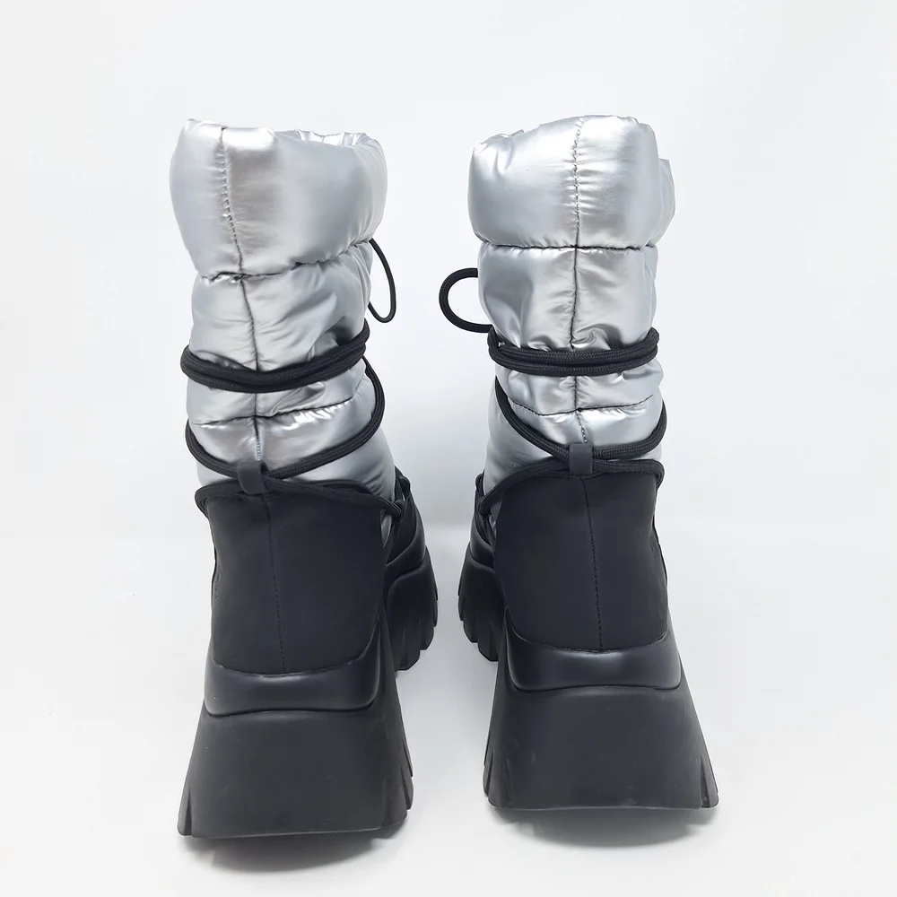 Koi Dolls Kill Silver Metallic Platform Winter Boots A Glass Mirage Snow Boots